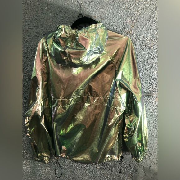 Silver Chrome Running Jacket - Picture 3 of 4